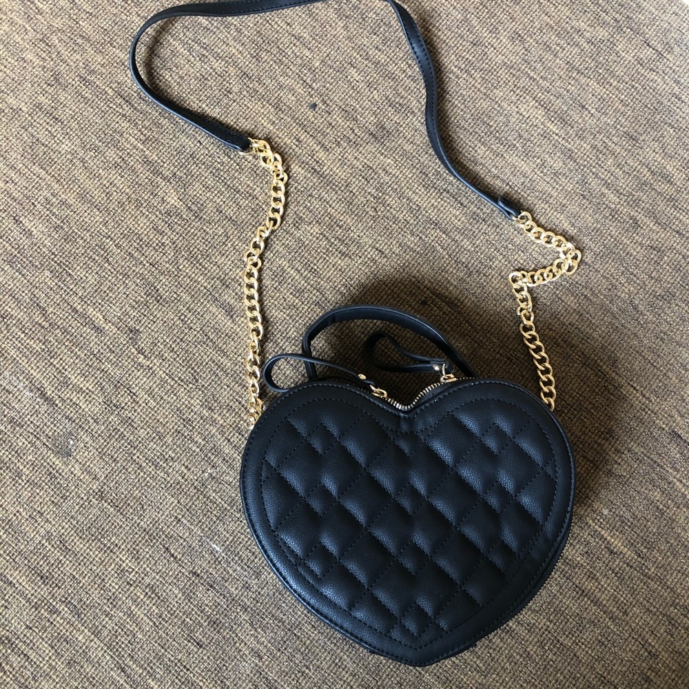 Black Heart shaped Crossbody Purse